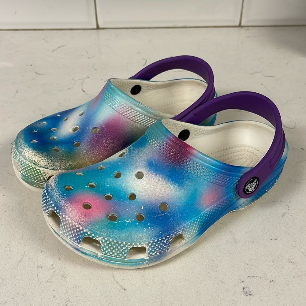 Crocs Classic Clog Solarized Tie Dye Kids Junior Size 2